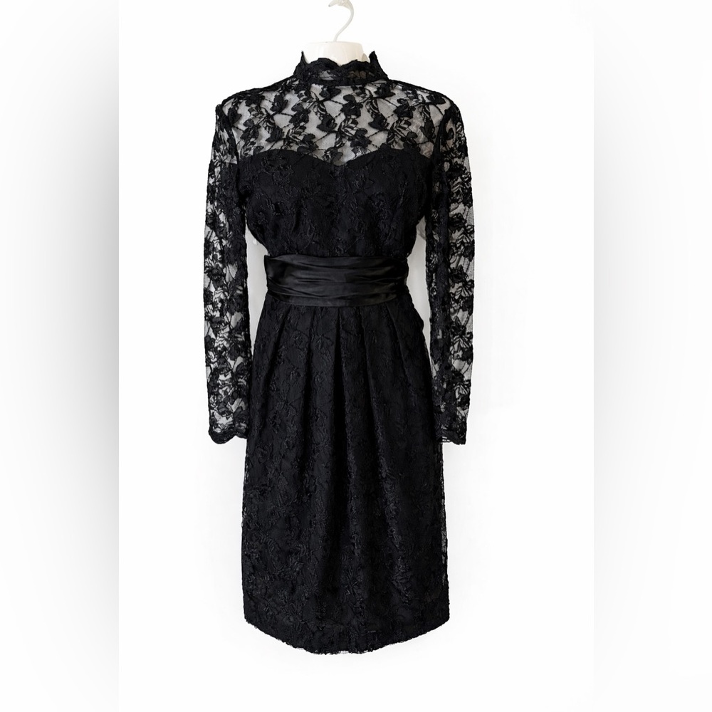 VTG long‎ sleeve Dark Coquette Lace Goth Dress Women’s  Size 2 Dark Romantic